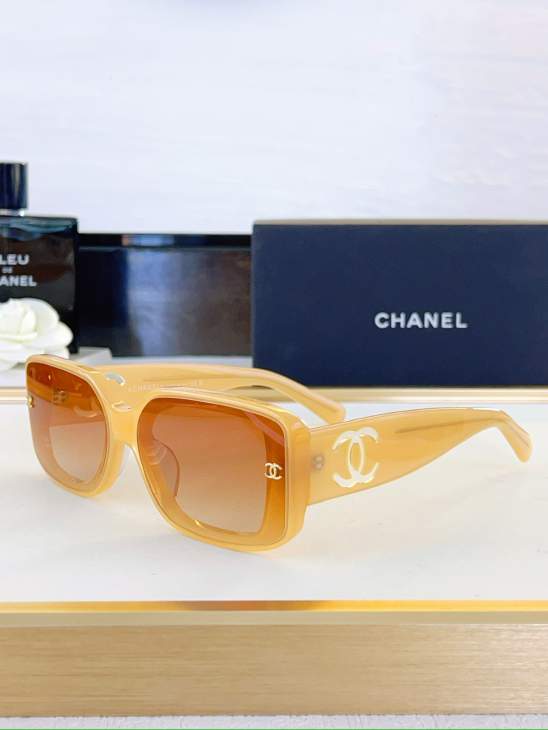Picture of Chanel Sunglasses _SKUfw80048847fw